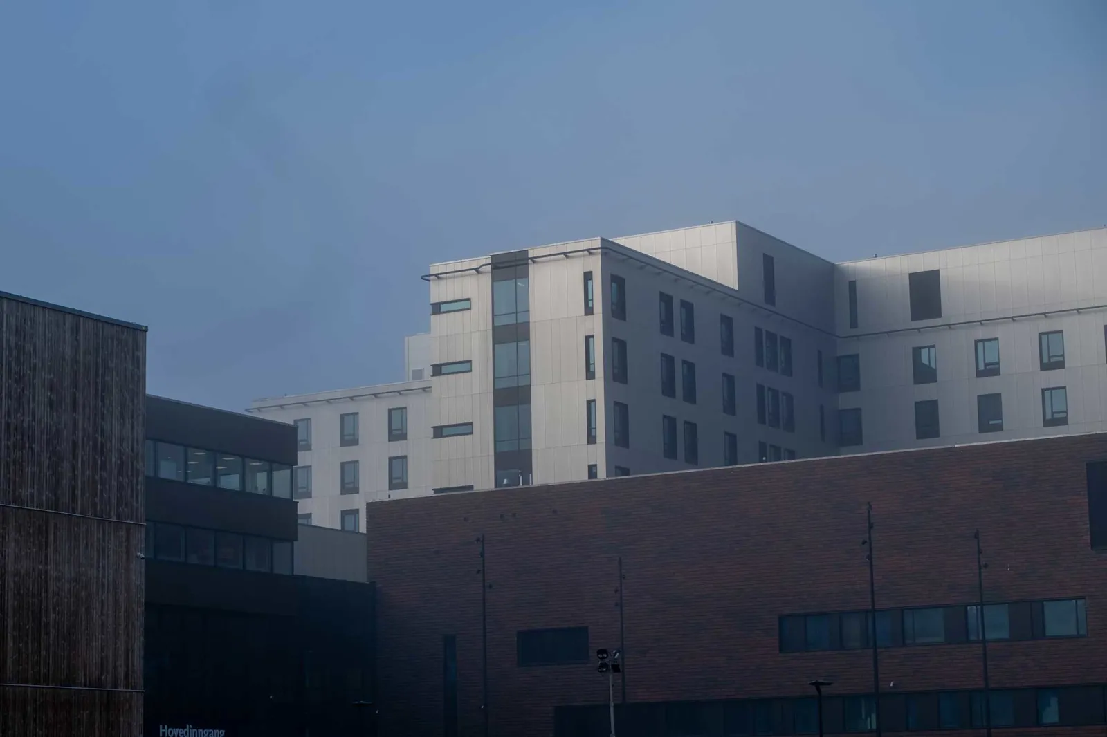 A building with a blue sky