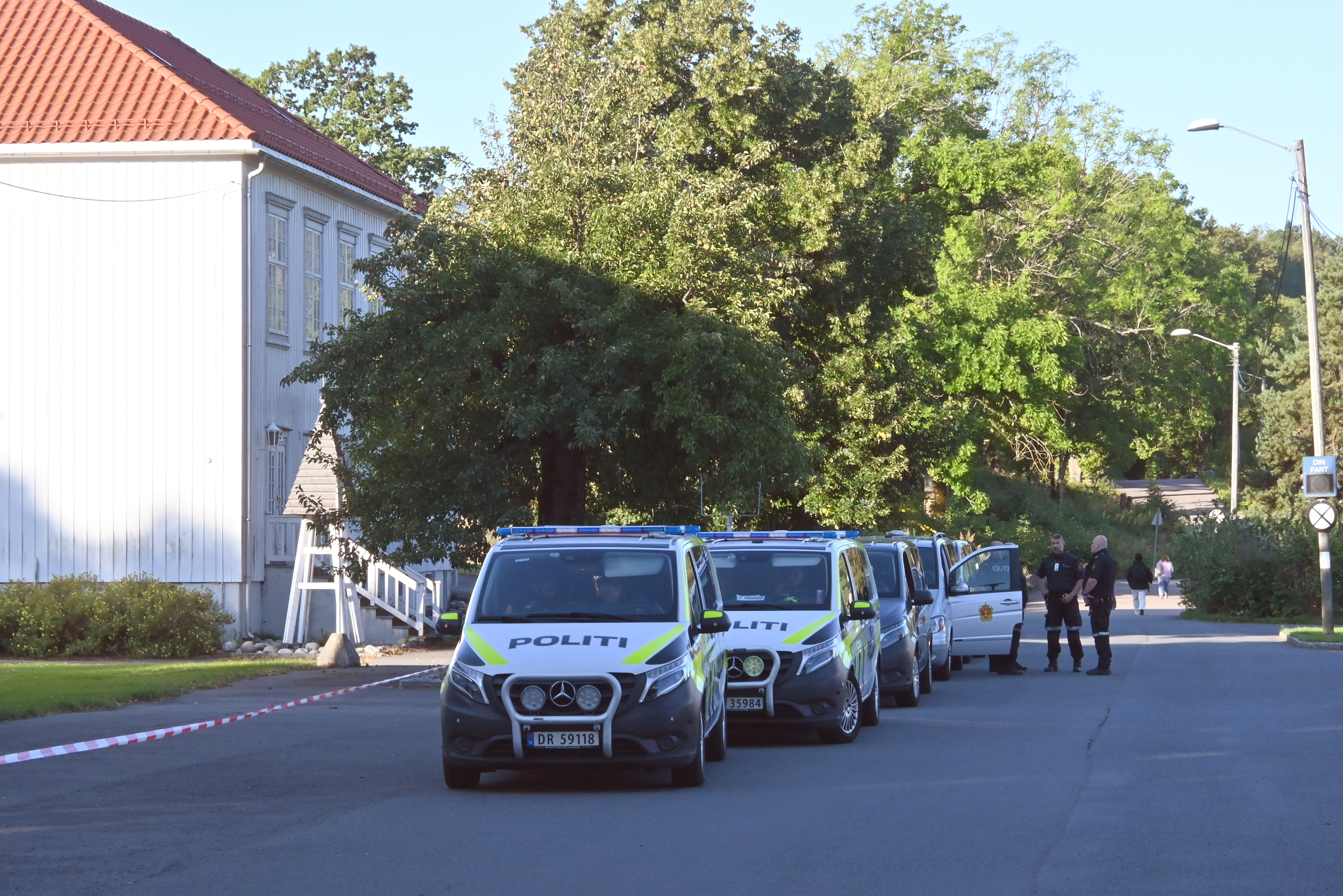 Politibiler oppstilling