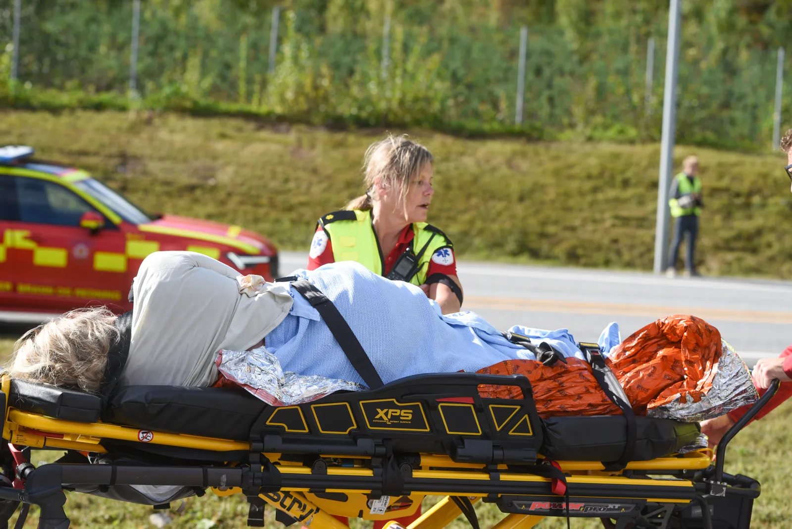 En person som kjører gokart
