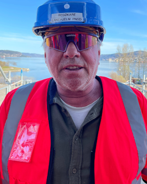 Tor Rustan, portør i Drammen sykehus