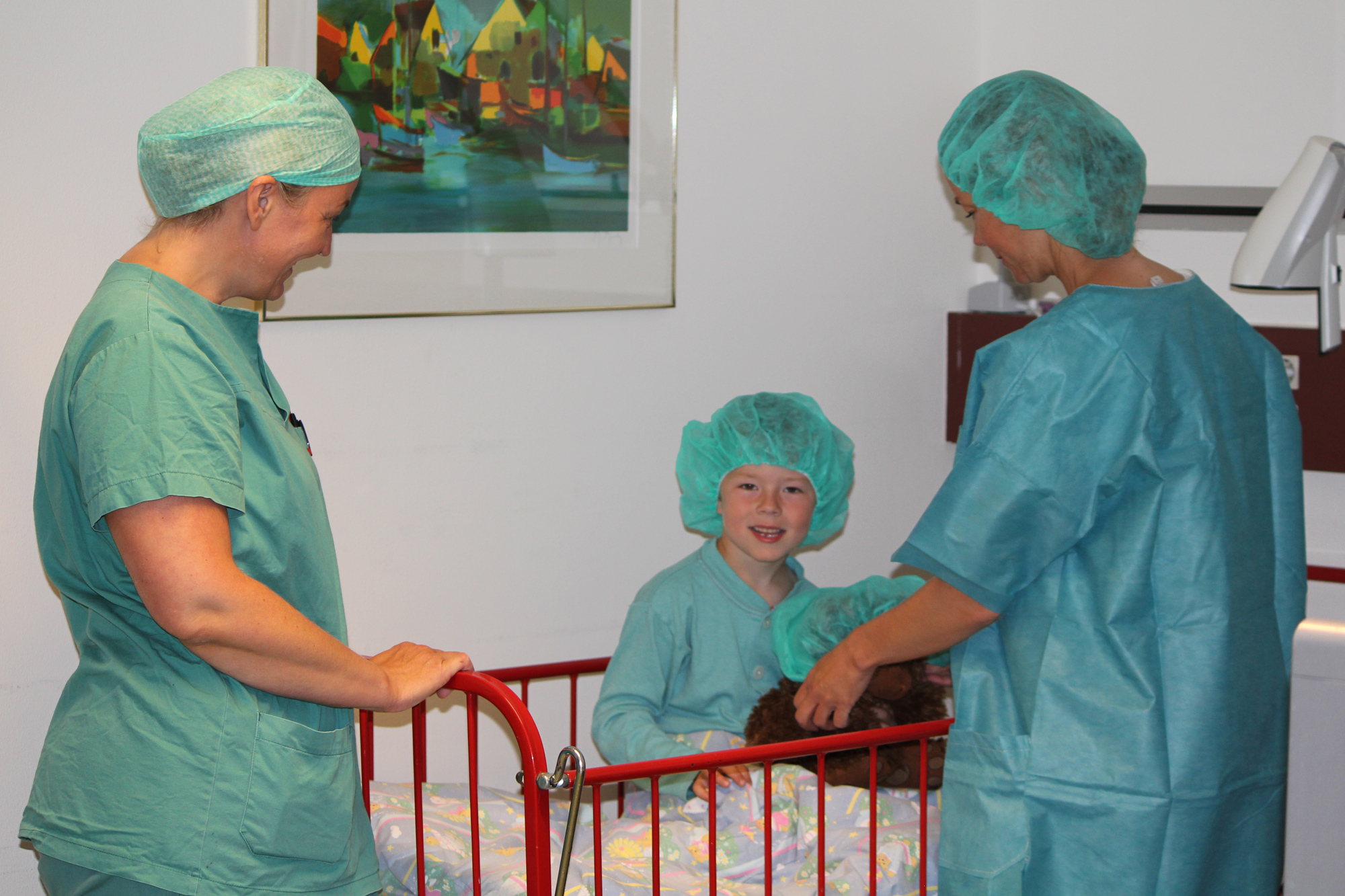 Mennesker med grønne klær.