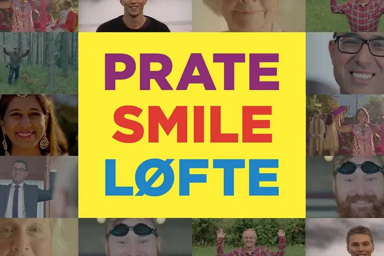 Prate, smile, løfte. Slik gjenkjenner du et hjerneslag.