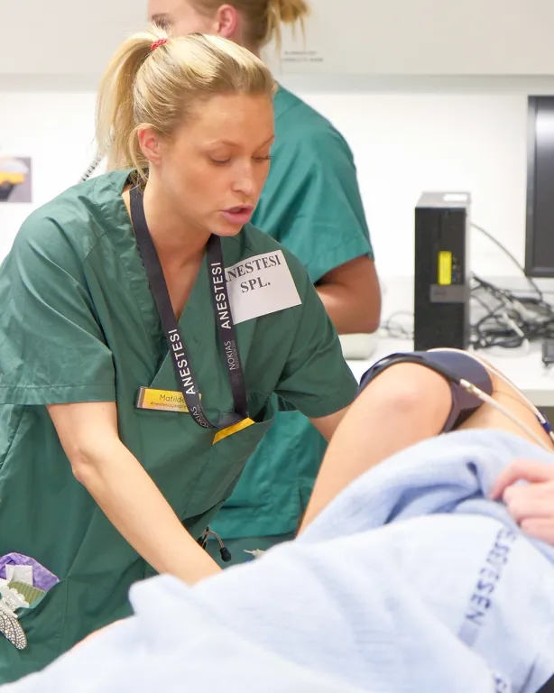 En person i en sykehusseng